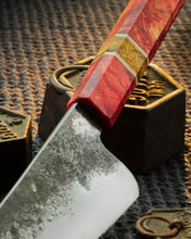 Charger l'image dans la galerie, Gyuto 157mm manche loupe peuplier stabilisé rouge